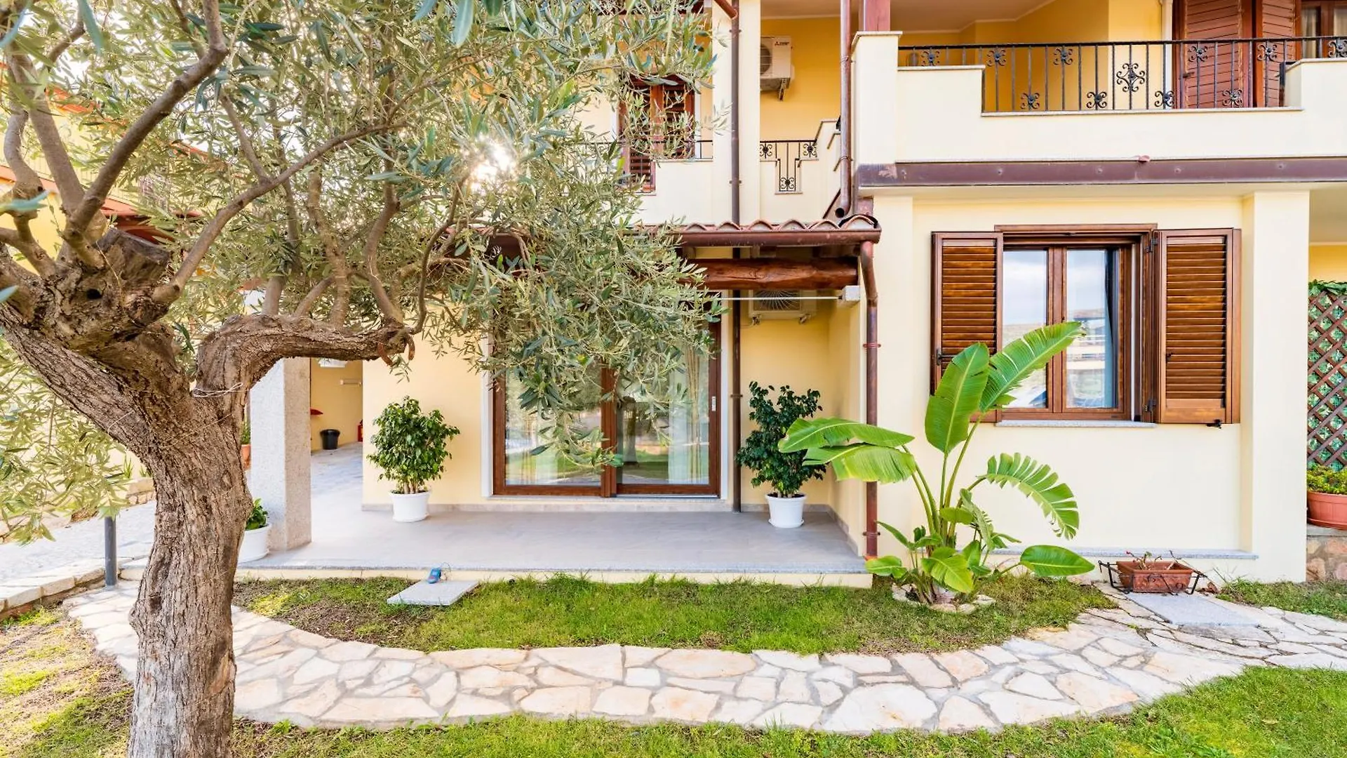 Laura Home Holiday Bari Sardo Italy